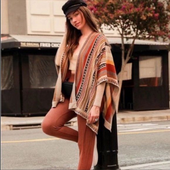 💃🏻Ruana Poncho Multi pattern - Picture 5 of 13